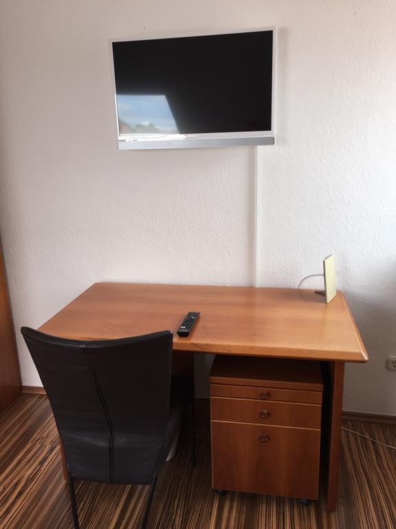 Gaestezimmer Hausaeckerweg Erlangen Exterior foto