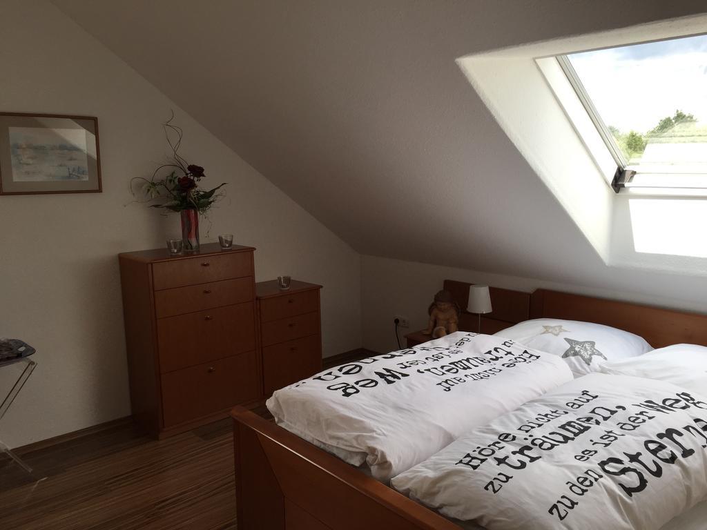 Gaestezimmer Hausaeckerweg Erlangen Exterior foto